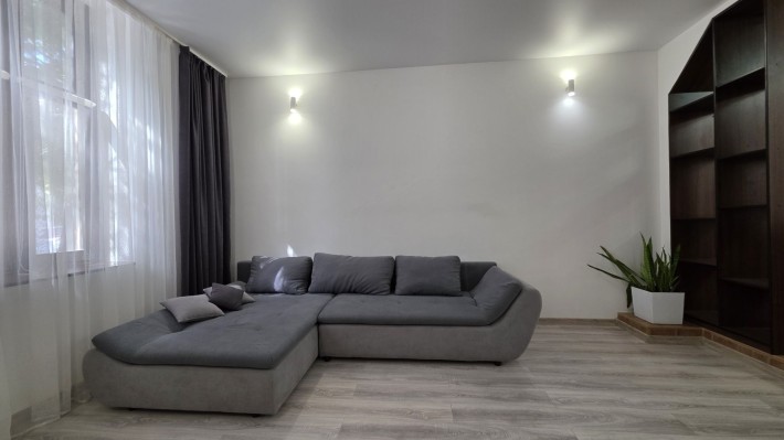 Продається квартира в центрі міста Чернівці - фото 1