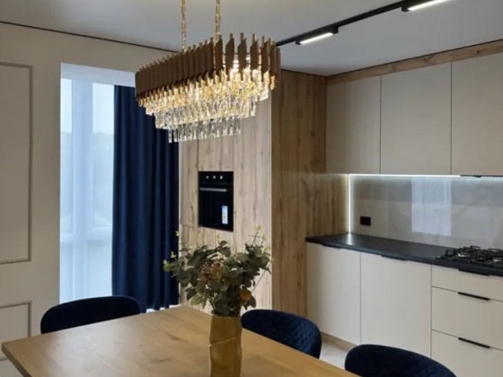 Продаж 3к квартири 102 кв. м на вул. Львівська Тернополь