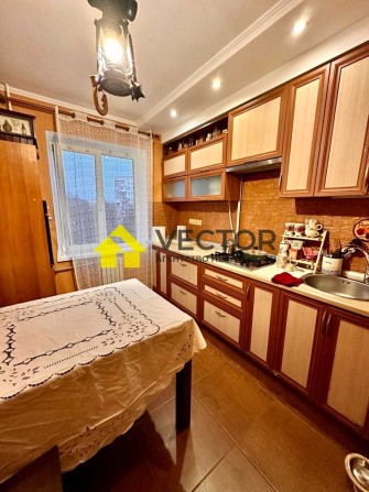 БЕЗ КОМІСІЇ 000% Продаж 4х кімнатної квартири, Гарний стан. 5/9 поверх - фото 1