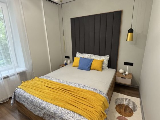 Нова 2к квартира біля озера з дизайнерським ремонтом та і/о Тернополь