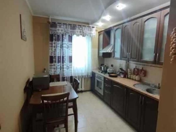 Левада 3к квартира середній поверх гарна ціна! Полтава