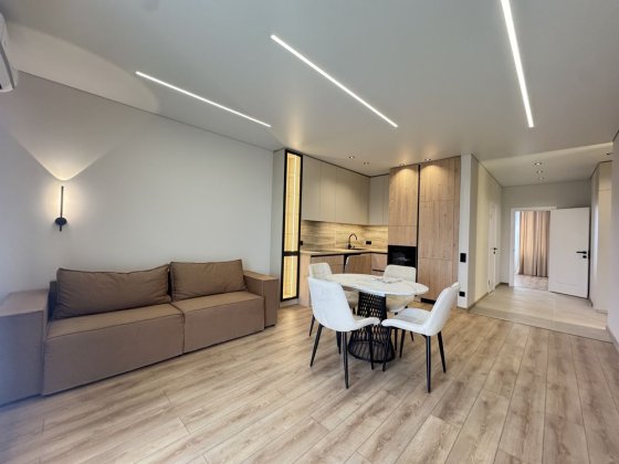 Продаж 1.5к/Central Avenue/Руська/Центр Ужгород