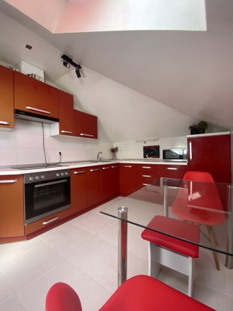 ПРОДАЖ! Комфортна двокімнатна квартира на Київській |62кв.м., 3 пов - фото 1