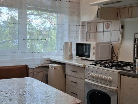 Продаж 3-кімнатної квартири  на Інституті Зв'язку Полтава