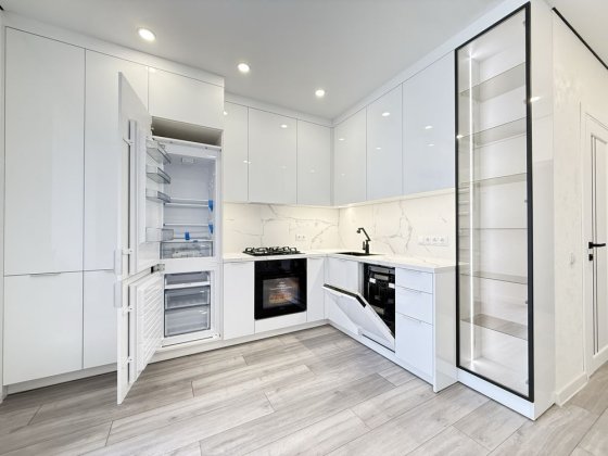 1-Кімнатна 42,5 кв.м. «На Щасливому» Є все! вул. Студентська 24а Рівне