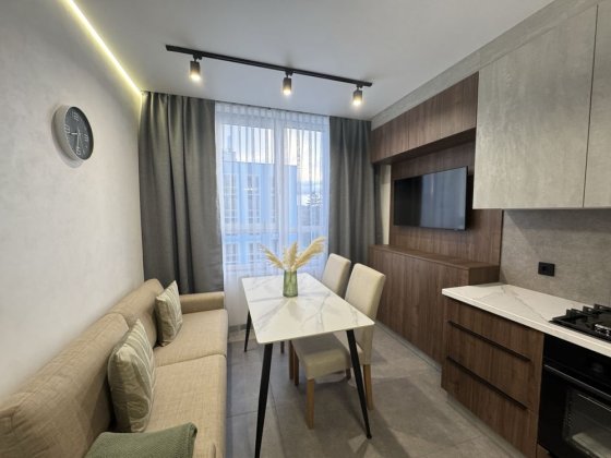 Продам 1 кімн здану новобудову, центр Черновцы