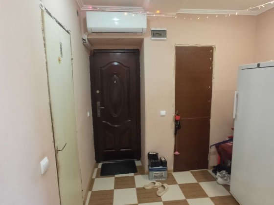 Продам 3- кімнатну квартиру по вул. Заньковецькоі Ужгород