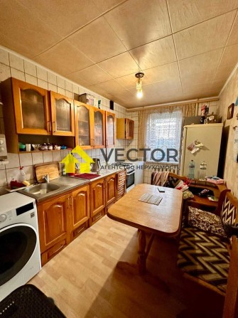 Трикімнатна 70м² в ЦЕГЛЯНОМУ будинку! Техніка+меблі ТОРГ! - фото 1