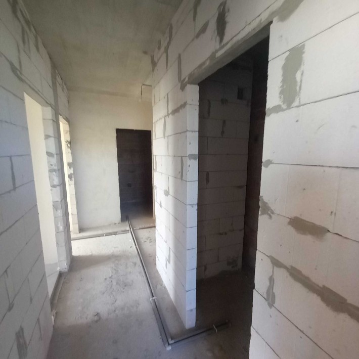 Продаж 2х кімн кварт 3/8 Чернівці в.Київська  65м2 - фото 1