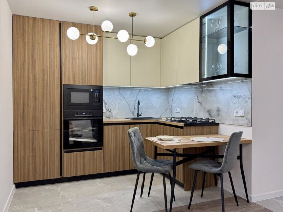 Продаж. Дві кімнати . Тернопіль. Бам. вул Київська Тернополь