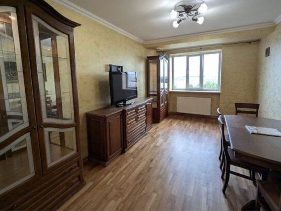 Продається 3-х кімнатна новобудова район Проспекту Незалежності Черновцы