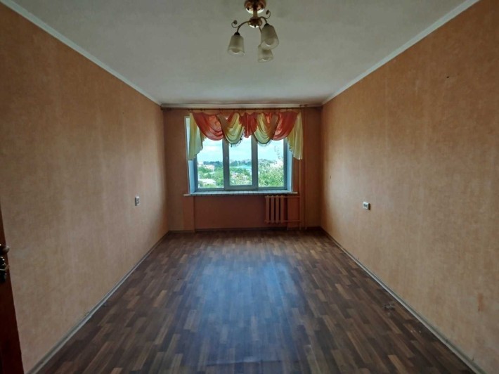 Продам 3/х кімнатну квартиру в центральній частині міста - фото 1