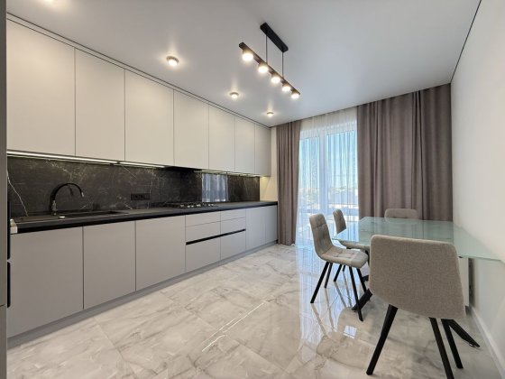 1-Кімнатна «На Щасливому» з Ремонтом! Рівне