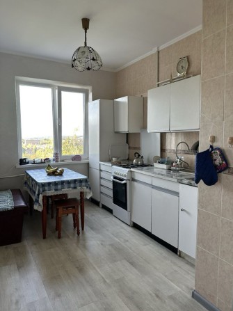 Трикімнатна. Північний. Безручка - фото 1