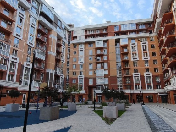 Продається 3 км новобудова, Проспект Незалежності Черновцы