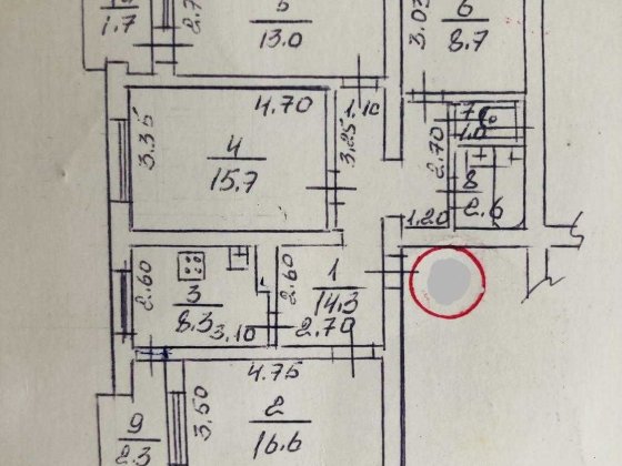 Простора квартира в Новому районі Ужгород