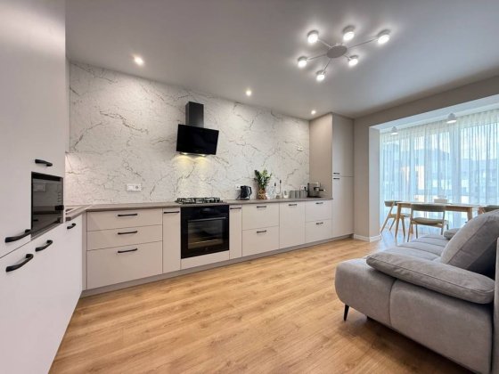 3-кімнатна в ЖК «На Щасливому». Нова. 88 м2. Ровно