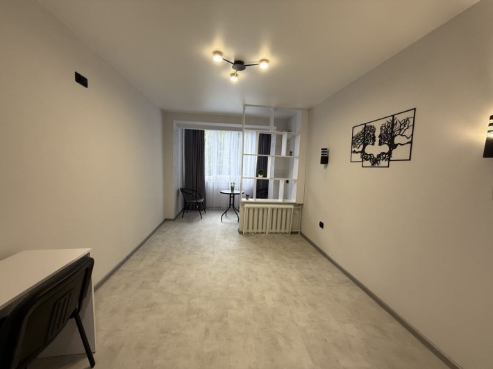 Продається 2кім чешка р-н Комарова - фото 1