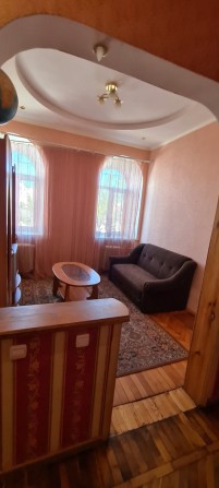 Продам 2 квартиру в центре города. - фото 1