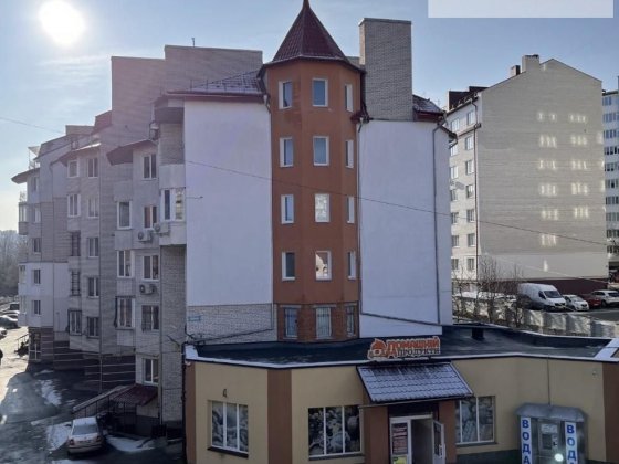 Продаж 5 кім. квартири по вул Вербицького Тернополь