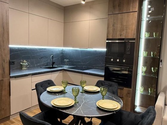 Продаж однокімнатної квартири з дизайнерським ремонтом Ужгород