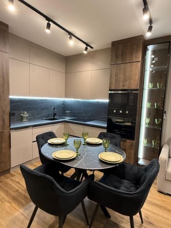 Продаж однокімнатної квартири з дизайнерським ремонтом - фото 1