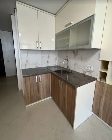 Продаж 1к квартири 52 кв. м на вул. Вербицького Михайла - фото 1