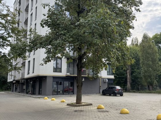 Продаж 3 кімнатної квартири 69,9 м2/є газ/ світло не вимикають Ужгород