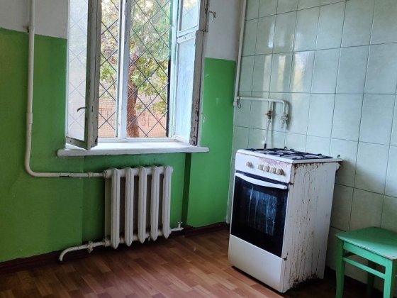 Продам 2к Роздільні кімнати Цегляний будинок Чернигов