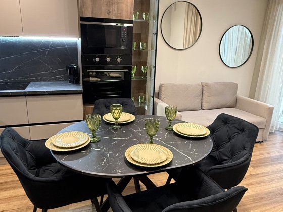 Продаж 1 кімнатної квартири з дизайнерським ремонтом Ужгород