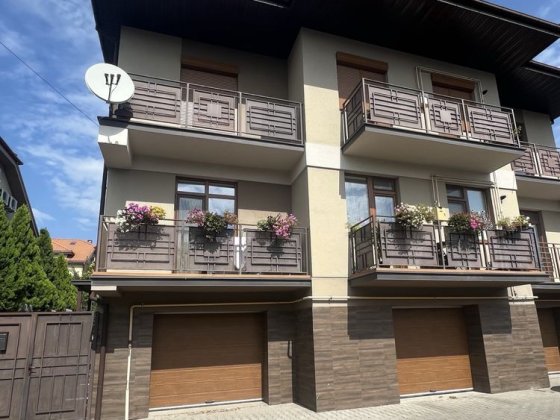 Продаж 2-ох кімнатноі квартири м.Ужгород Клубний будинок Ужгород