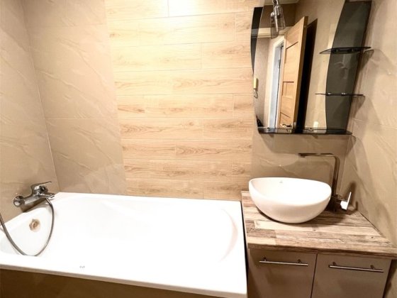 Продаж 1 кім кв. район Депот, 700 річчя Черкассы