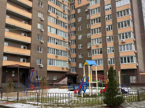 Продаж великої однокімнатної квартири в центрі міста. Галя Черкаси