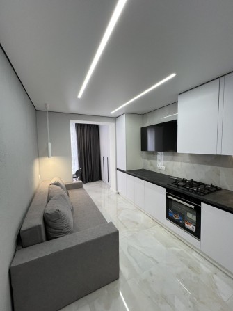 Продам квартиру ЖК Рідний дім ,центр - фото 1