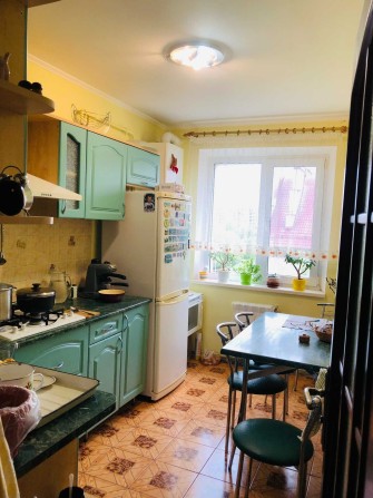 Трикімнатна квартира в Новому районі. - фото 1