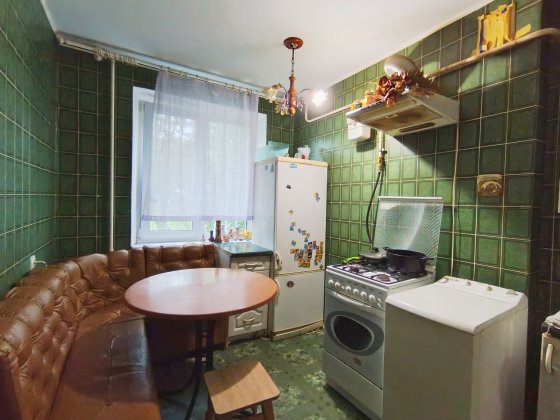 2к кв. на Вишеньці! Високий перший поверх! Паркомісце! Винница