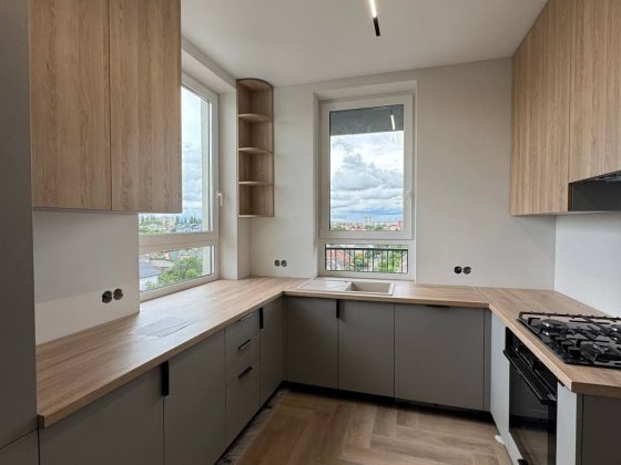 Продаж 2 кімн новобудови в центрі Ужгород