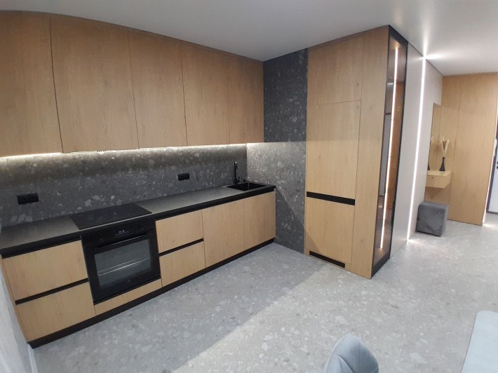 ЦЕНТР! Сучасна, видова 2к з Новим ремонтом! - фото 1