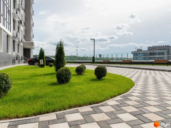 Продаж 2х кімнатної, євроремонт, ЖК Новопечерська вежа Киев