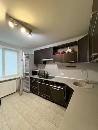 Продам велику однокімнатну квартиру 49м2, район Митниця - фото 1