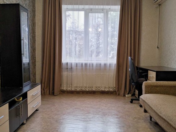 .,2-кімнатна квартира в центрі біля ЦУМу – заходь та живи YN Чернігів