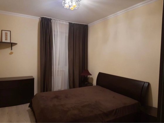 Власник   продаж без відсотків 3 кім метро Позняки Київ