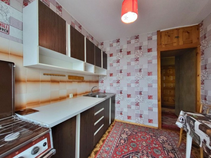 Продам 2к. на Л.Ратушноі - фото 1