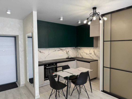 продаж 1 кім квартира 46м2  меблі новобудова цегла перспективний район Винница