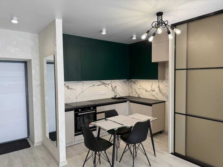 продаж 1 кім квартира 46м2  меблі новобудова цегла перспективний район - фото 1