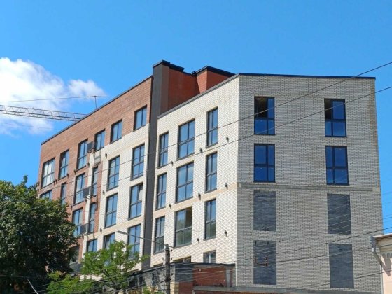 3 новобудова на Героїв Майдану Черновцы