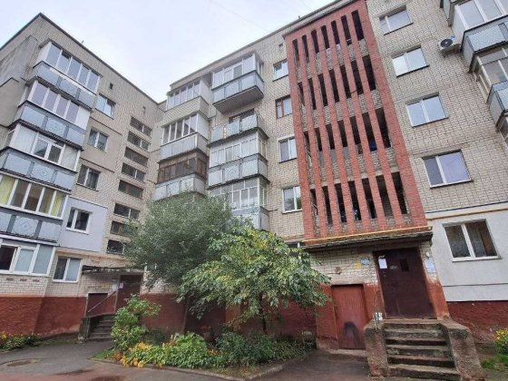 Продам 1-но комн. квартиру, р-н Боевая, Сертификат Є- Відновлення Чернигов