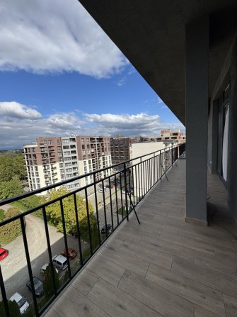 Панорама на парк. Квартира двокімнатна. Пентхаус - фото 1