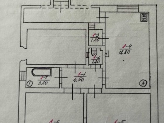 Квартира 76м.кв. в особняку в центрі з власної земельної ділянкої Черновцы