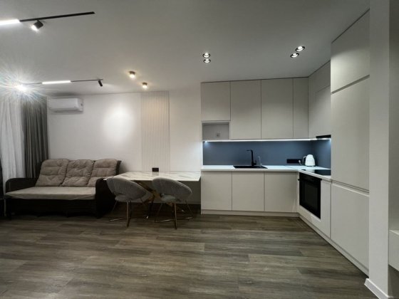 Продам квартиру в Клубному  містечку Sherwood Ужгород